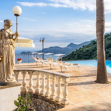 Villa Finu Letojanni