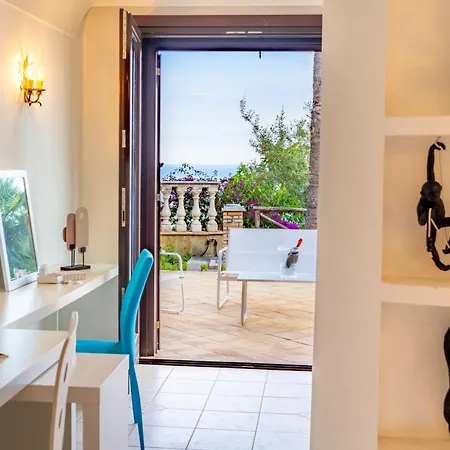 Finu Villa *