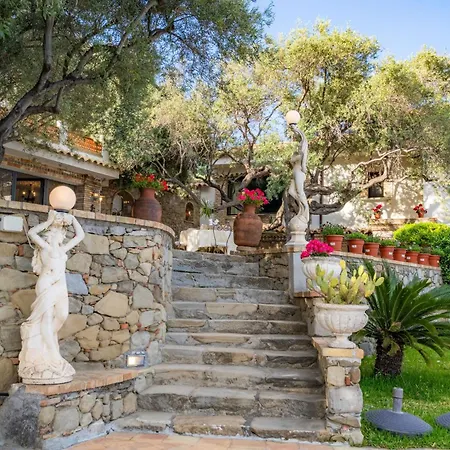 Villa Finu Letojanni